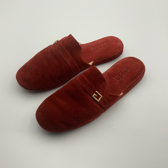 GUCCI LOGO SUEDE SLIPPERS - Picture 1 of 5